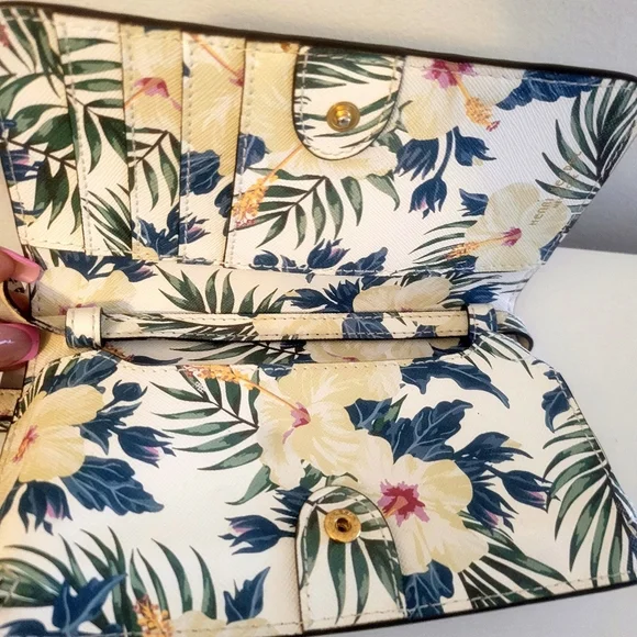 Henri Bendel Floral Crossbody - Picture 7 of 11